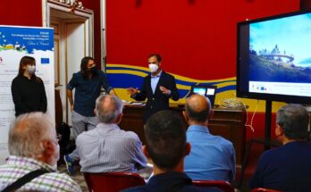 Las obras del Parque Mirador del V Centenario, presentadas a representantes vecinales